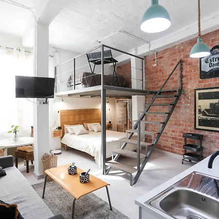 Apartment Cross *